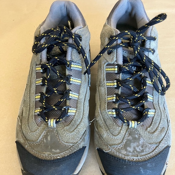 Womens Earth Shoes Saratoga Tan Leather Lace Up Outdoor Hiking Shoes Size 9.5 - Picture 2 of 11